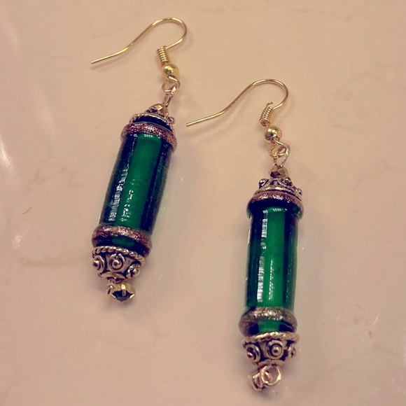 Venetian Glass Earrings - Green & Gold - Picture 4 of 4